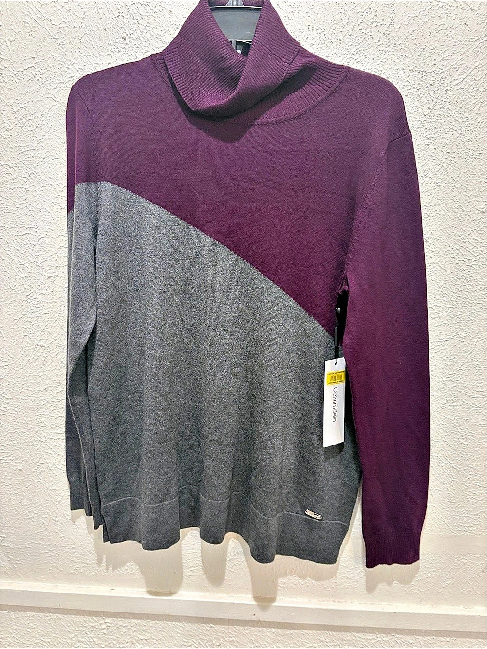 Calvin Klein Modern Essentials Color Block Cowl Neck Sweater Size Medium NWT